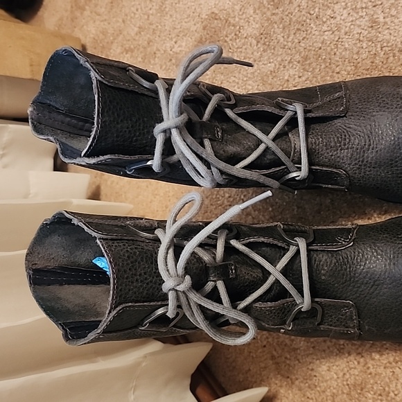 Sorel Joan of Artic II Wedge Distressed Waterproof Boots - Picture 4 of 13